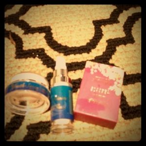 Skin cream bundle